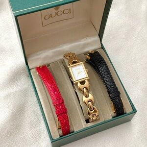 AUTHENTIC VINTAGE GUCCI INTERCHANGEABLE LEATHER WATCH